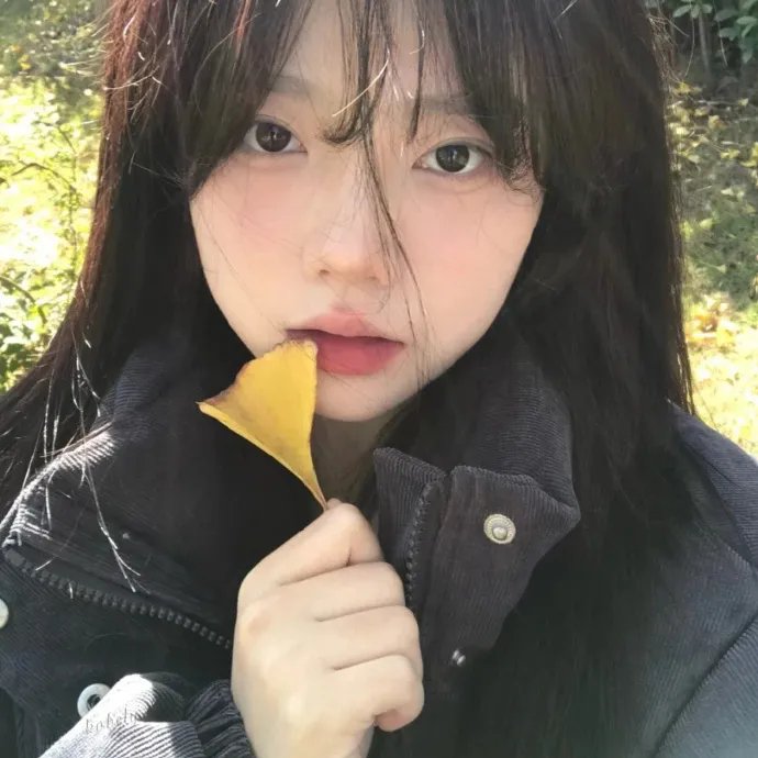 午夜之花 海报